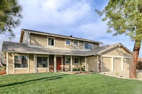 2376 Carnelian Way, Redding, CA 96003 photo 1