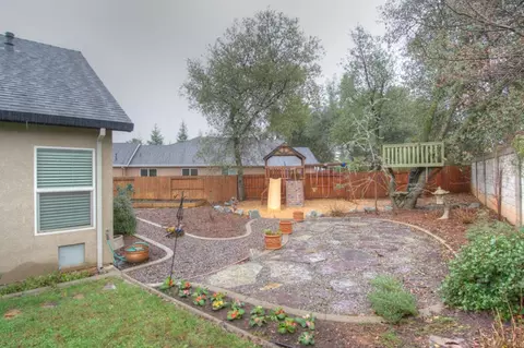 2700 Madison Riv, Redding, CA 96002 photo 24