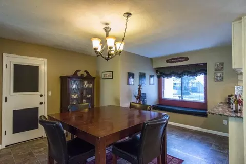 574 Terrace, Redding, CA 96002 photo 10