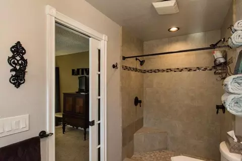 574 Terrace, Redding, CA 96002 photo 21