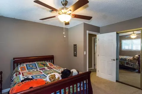 574 Terrace, Redding, CA 96002 photo 27