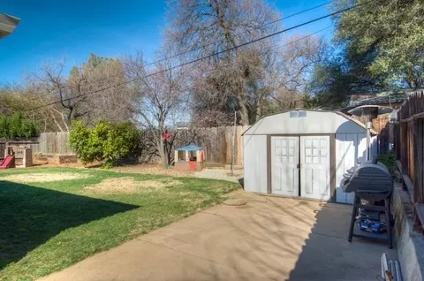 574 Terrace, Redding, CA 96002 photo 33