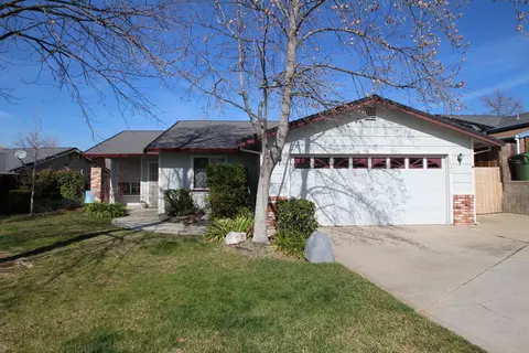 1033 Partridge Dr, Redding, CA 96003 photo 1