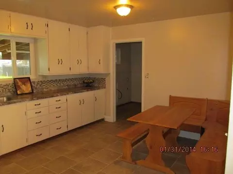 3670 Fairgrounds Dr, Anderson, CA 96007 photo 4