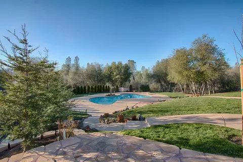 9820 Brickwood Dr, Redding, CA 96001 photo 14