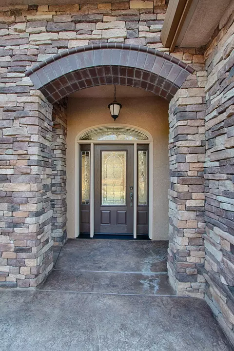 9820 Brickwood Dr, Redding, CA 96001 photo 2