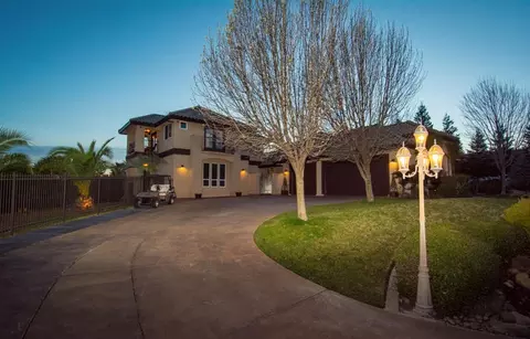 4365 San Martin Pl, Redding, CA 96003 photo 4