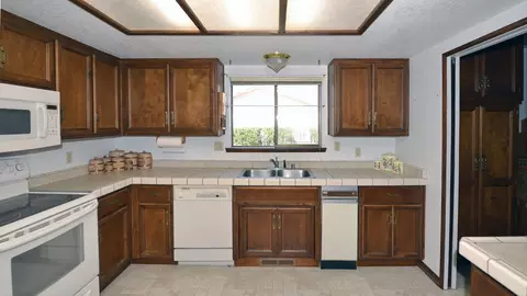 6100 Riverside Dr, Redding, CA 96001 photo 7