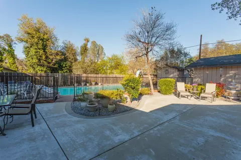 1801 Shady Ln, Redding, CA 96002 photo 20