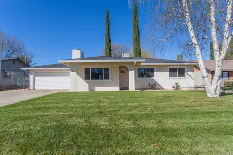 332 Rivella Vista Dr, Redding, CA 96001 photo 2