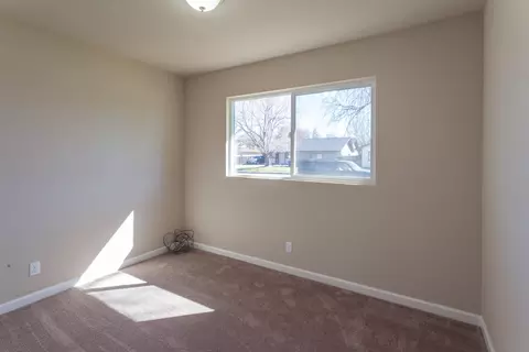 332 Rivella Vista Dr, Redding, CA 96001 photo 13