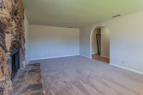 332 Rivella Vista Dr, Redding, CA 96001 photo 7
