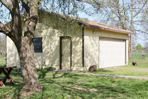 7760 Churn Creek Rd, Redding, CA 96002 photo 4