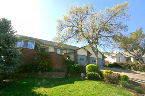 6143 Brassie Way, Redding, CA 96003 photo 1
