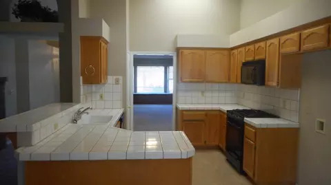 3075 Howard Dr, Redding, CA 96001 photo 7