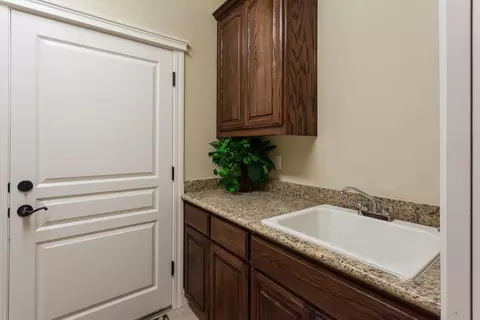 3387 Seedling Dr, Redding, CA 96001 photo 17