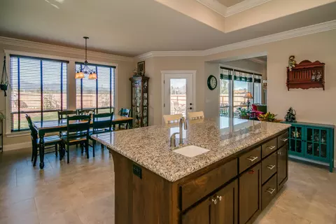 363 Stinson Loop, Redding, CA 96003 photo 12