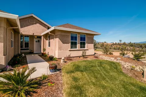 363 Stinson Loop, Redding, CA 96003 photo 3