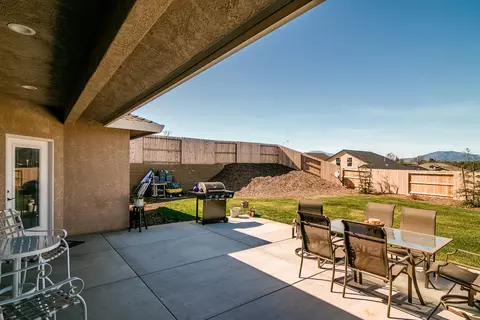 363 Stinson Loop, Redding, CA 96003 photo 30