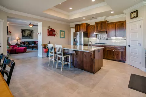 363 Stinson Loop, Redding, CA 96003 photo 7