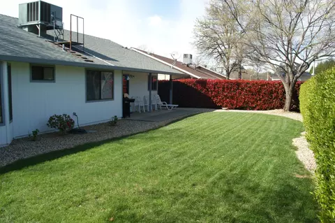 3439 Capricorn Way, Redding, CA 96002 photo 10