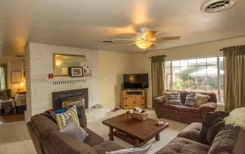 6291 Glen Way, Redding, CA 96001 photo 9