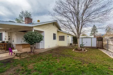 6291 Glen Way, Redding, CA 96001 photo 32