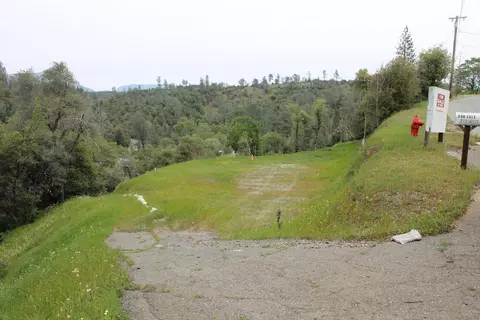 22122 Backbone Rd, Redding, CA 96003 photo 3