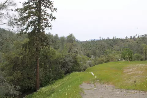 22122 Backbone Rd, Redding, CA 96003 photo 4