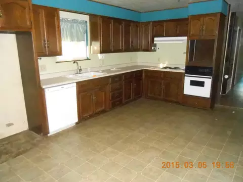 2368 North Dr, Redding, CA 96001 photo 3