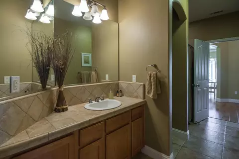4898 Squirrel Run Ct, Redding, CA 96002 photo 11