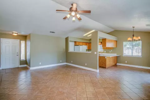 3309 Lawrence Rd, Redding, CA 96002 photo 2