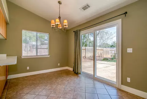 3309 Lawrence Rd, Redding, CA 96002 photo 7