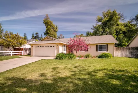 3309 Lawrence Rd, Redding, CA 96002 photo 1