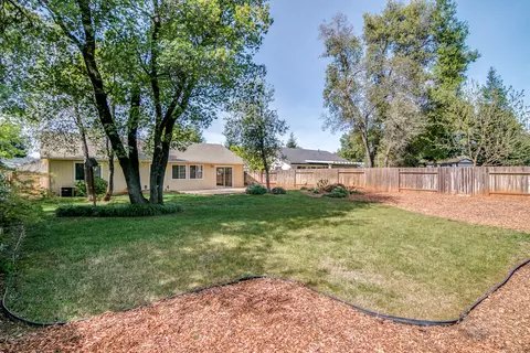 3309 Lawrence Rd, Redding, CA 96002 photo 18