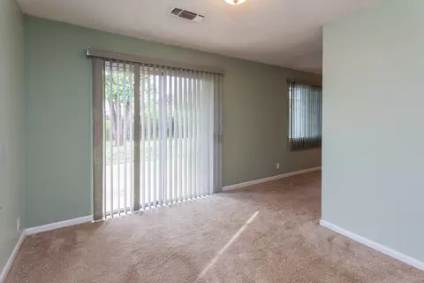 2433 Celestial St, Redding, CA 96002 photo 8