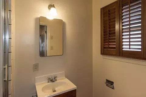 1725 Garden Ave, Redding, CA 96001 photo 21