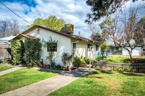 1725 Garden Ave, Redding, CA 96001 photo 24