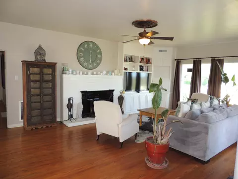 2265 Placer St, Redding, CA 96001 photo 6