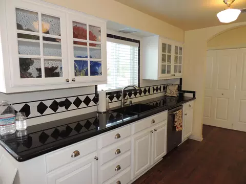 2265 Placer St, Redding, CA 96001 photo 10