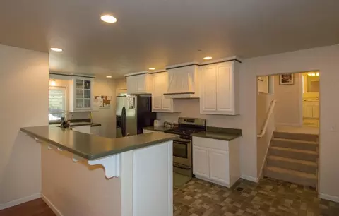 1370 Lakeside Dr, Redding, CA 96001 photo 6
