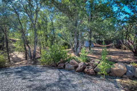 1370 Lakeside Dr, Redding, CA 96001 photo 18