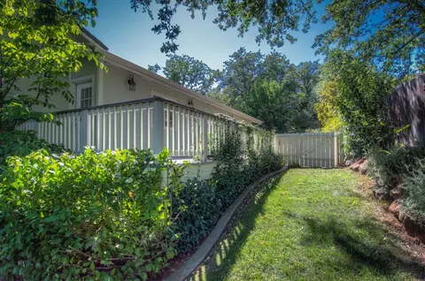 1370 Lakeside Dr, Redding, CA 96001 photo 19