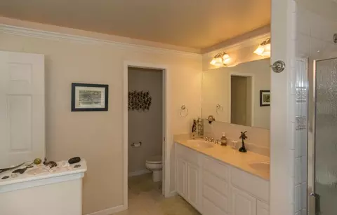 1370 Lakeside Dr, Redding, CA 96001 photo 12