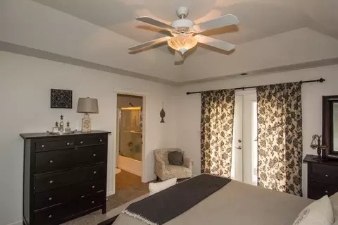 2617 Rhinestone Way, Redding, CA 96001 photo 9