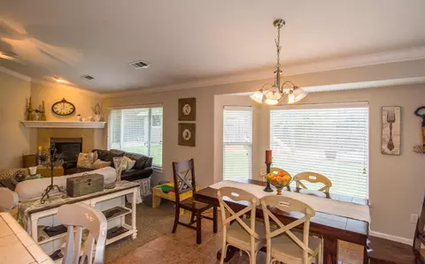 2617 Rhinestone Way, Redding, CA 96001 photo 6