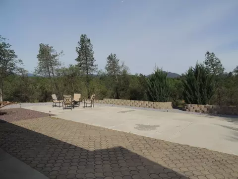 19360 Raintree Ln, Redding, CA 96003 photo 21
