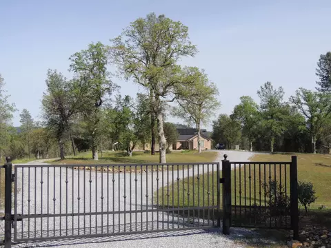 19360 Raintree Ln, Redding, CA 96003 photo 28