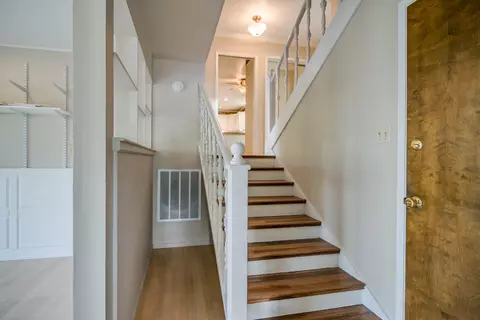 9347 Canyon Hollow Dr, Redding, CA 96001 photo 13