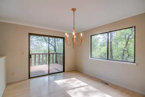 9347 Canyon Hollow Dr, Redding, CA 96001 photo 11